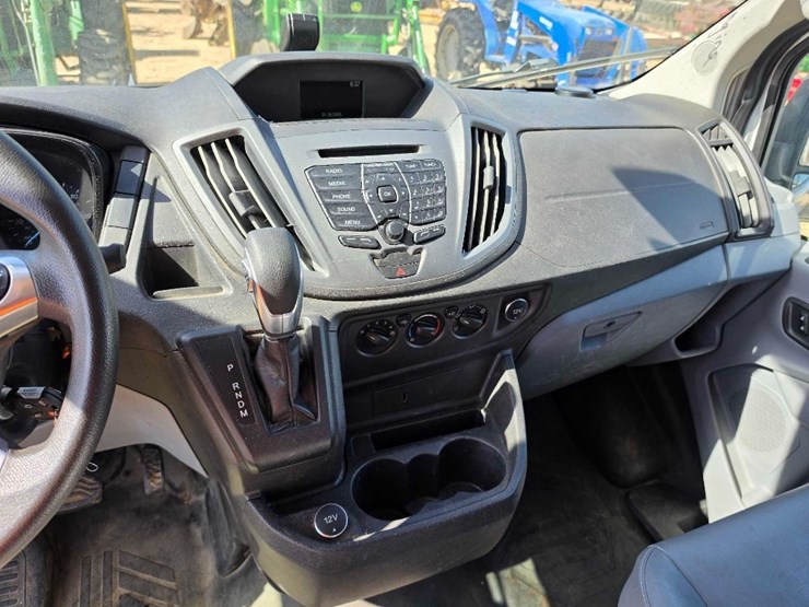 2019-ford-f350-image-17