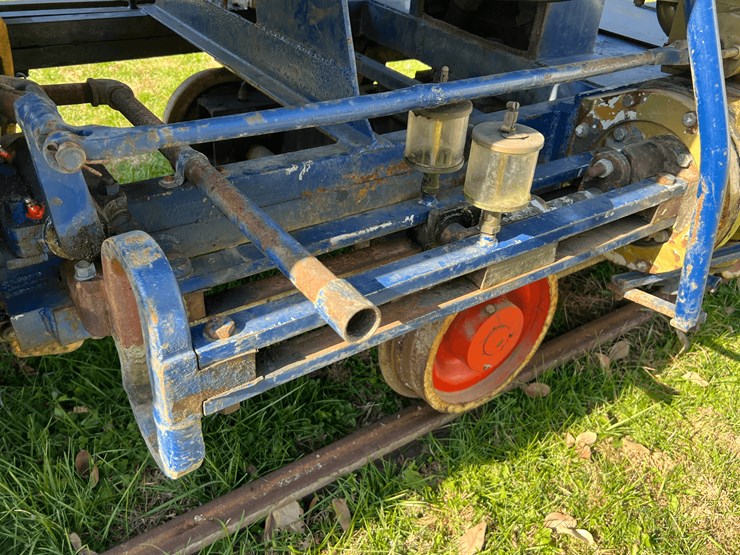 frick-steam-locomotive-with-track-image-33