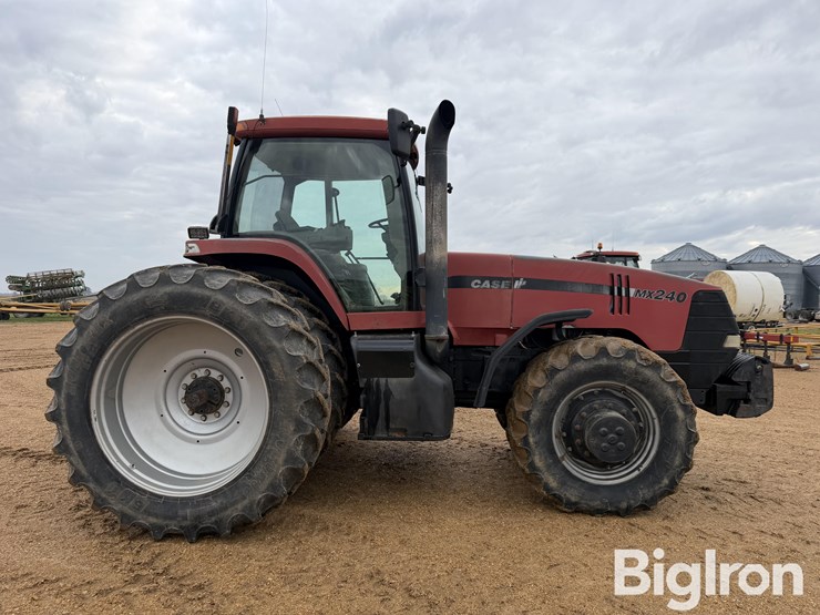 2001-case-ih-mx240-image-4