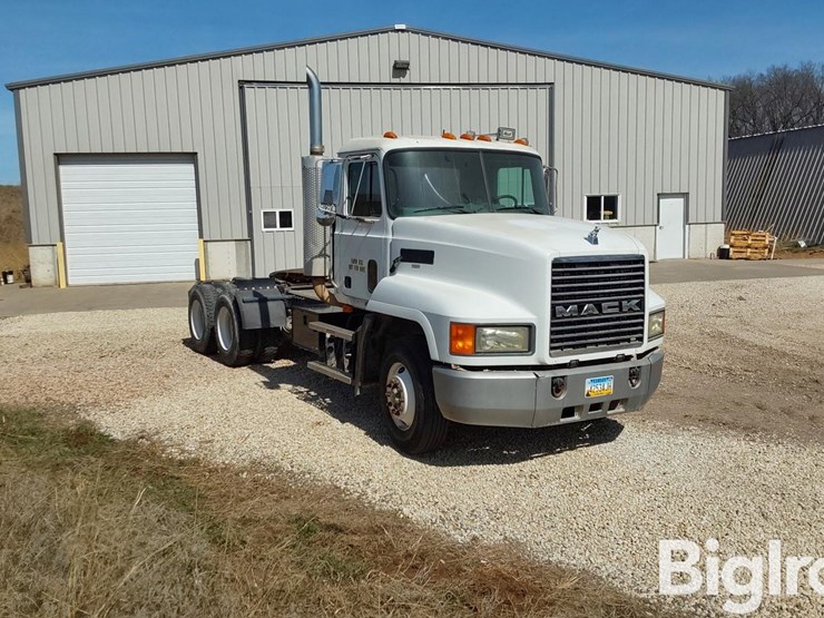 1994-mack-ch600-image-3