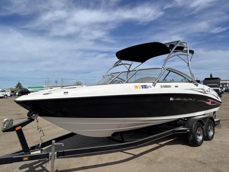 2005-unknown-trailer-image-1