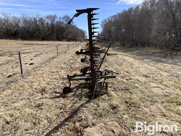 john-deere-7-image-4