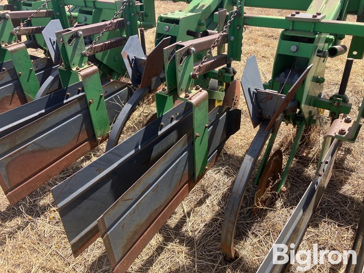 john-deere-885-image-10