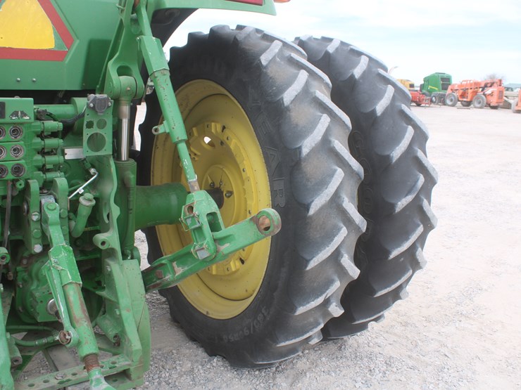john-deere-8120-image-45