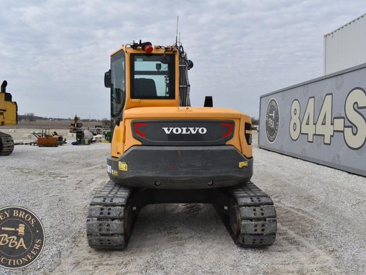 2019-volvo-ecr88d-image-8