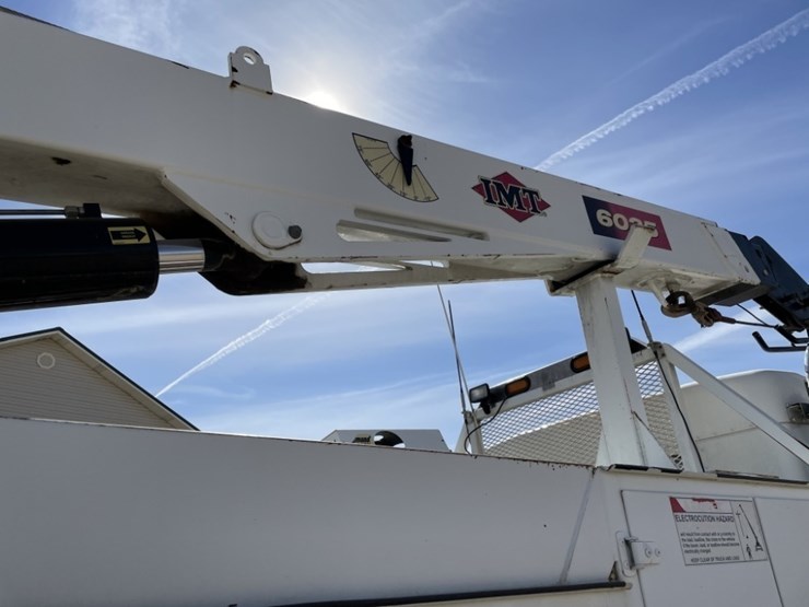 2007-kenworth-t300-image-30