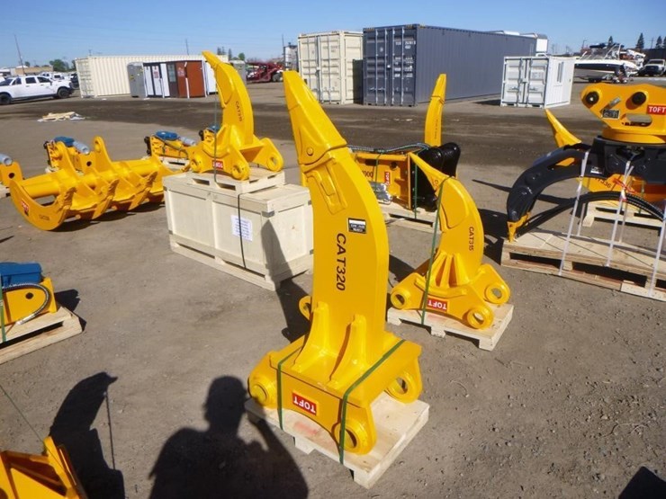 caterpillar-320-image-4