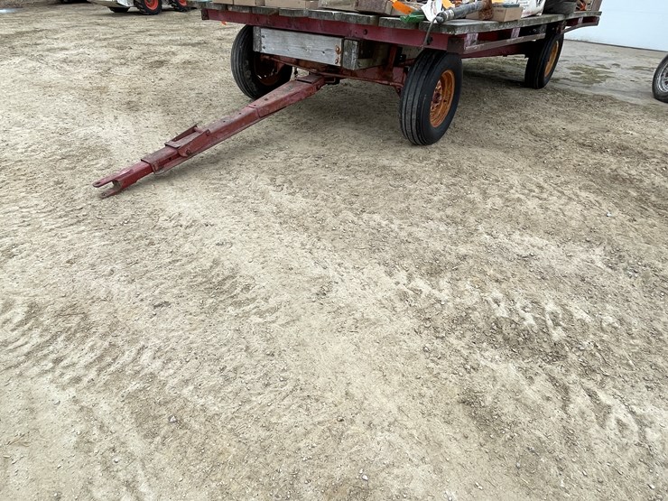 #2399-•-hay-wagon-image-1