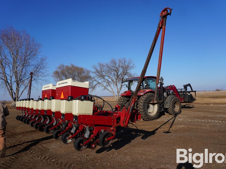 case-ih-900-image-11