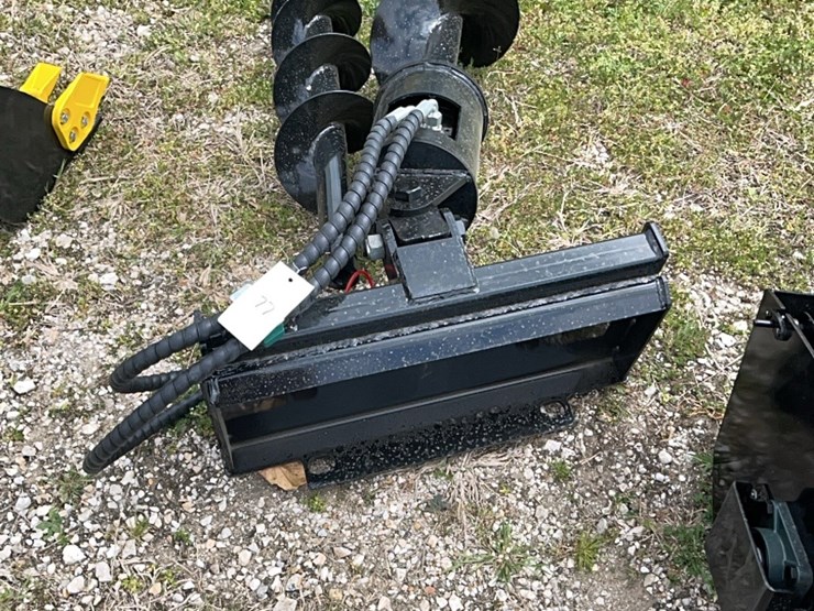 mini-skid-steer-auger-with-2-bits-image-5