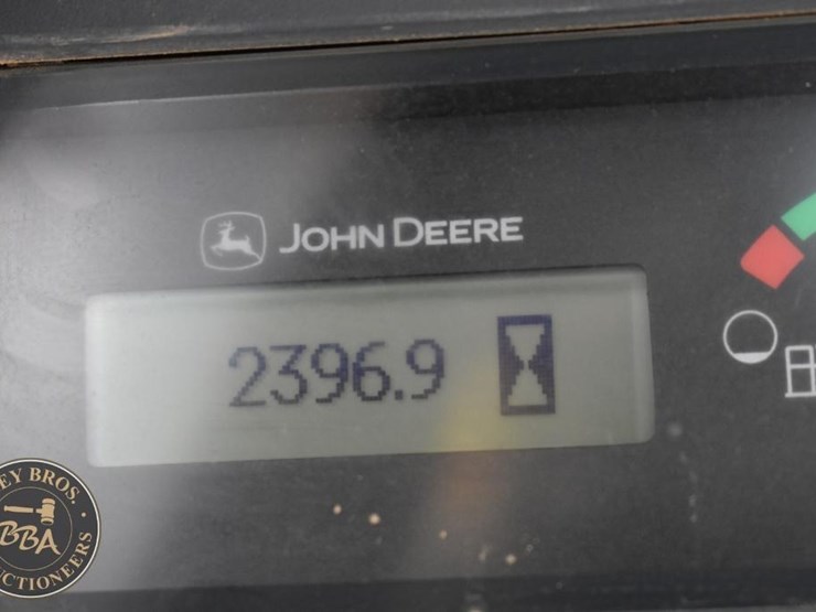 2021-deere-333g-image-9