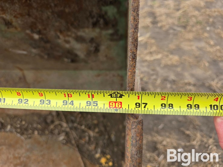 john-deere-8-image-13