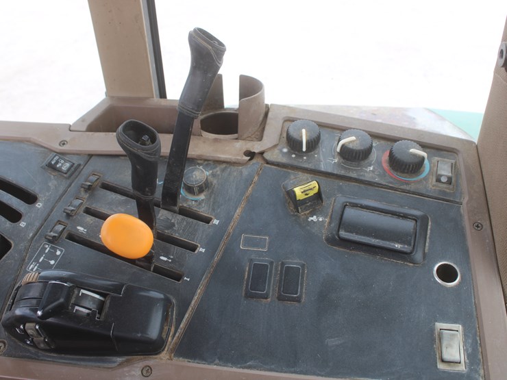 john-deere-7610-image-29