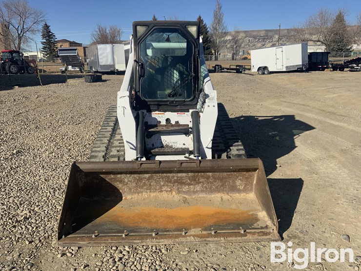 2008-bobcat-t320-image-2