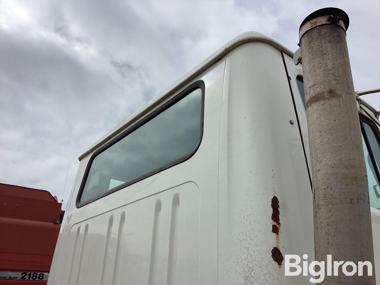 1997-international-2554-image-20