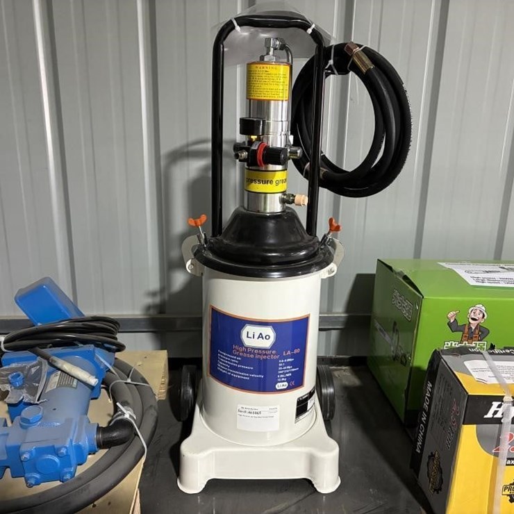 HIgh Pressure Air Operated Grease Pump