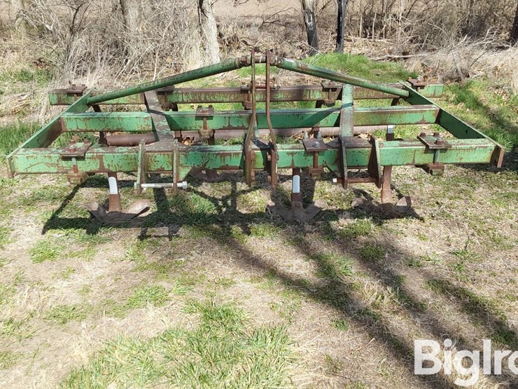 john-deere-100-image-2