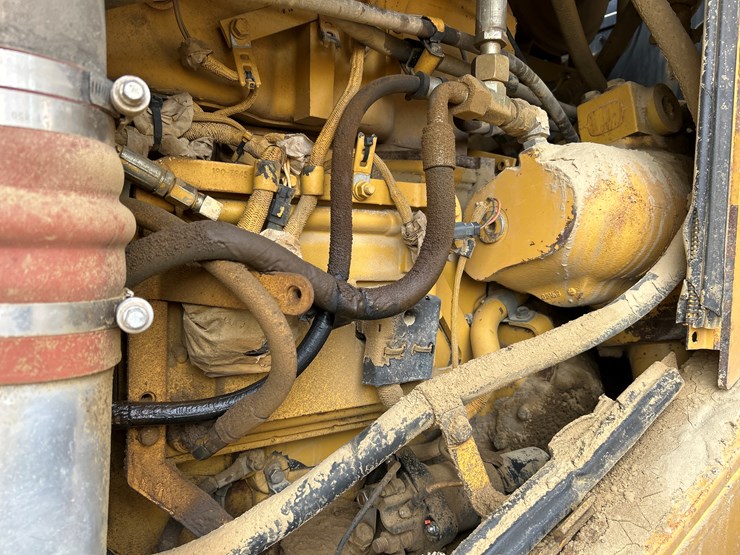 caterpillar-980g-image-46