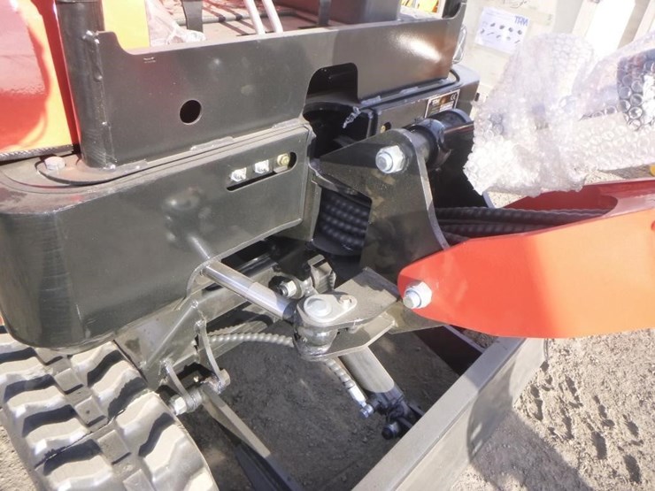 2026-tpm-18hs-hydraulic-excavator-image-17