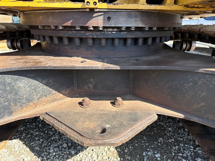 2011-caterpillar-336e-image-31