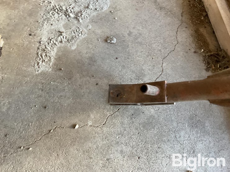 kuker-industries-10-200-pull-type-sprayer-image-9