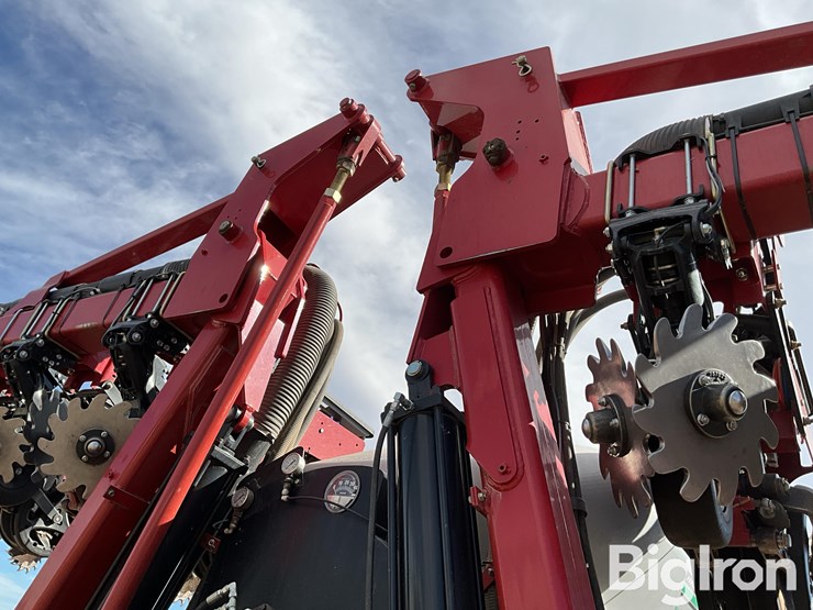 international-70-image-16