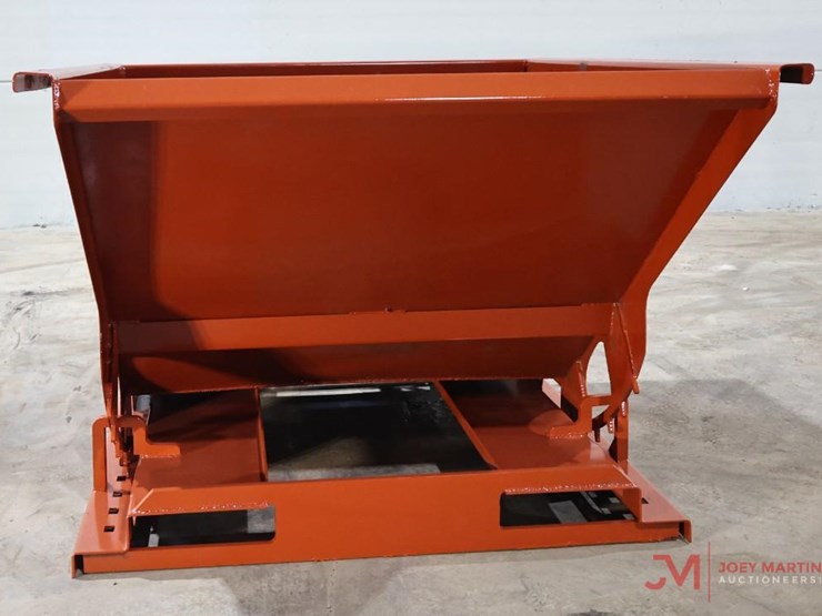 2.0-cu.-yd.-self-dumping-hopper-w/-fork-pockets-image-2