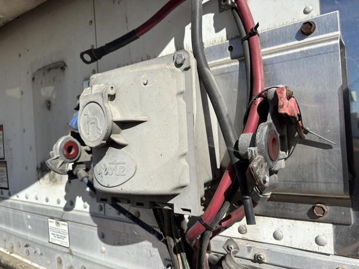 2012-great-dane-reefer-van-image-7