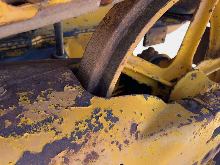 caterpillar-r2-image-53