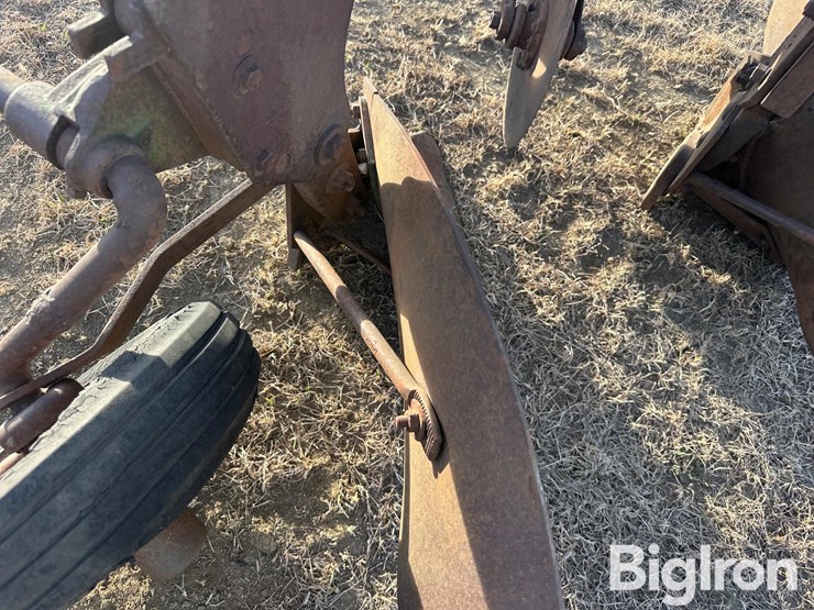 john-deere-2-image-13