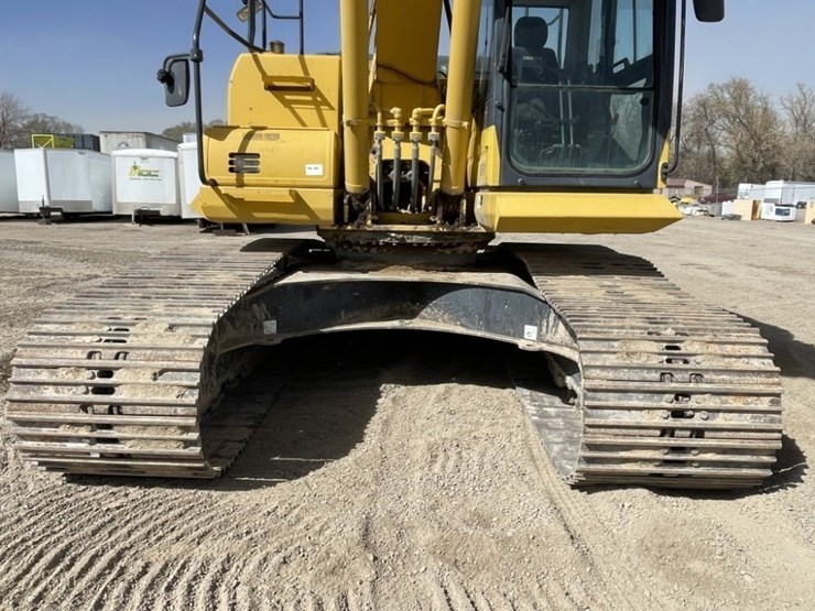 2013-komatsu-pc210-lc-10-image-21