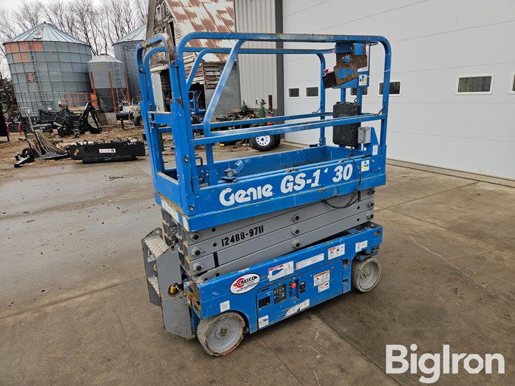 2016-genie-gs1930-image-8