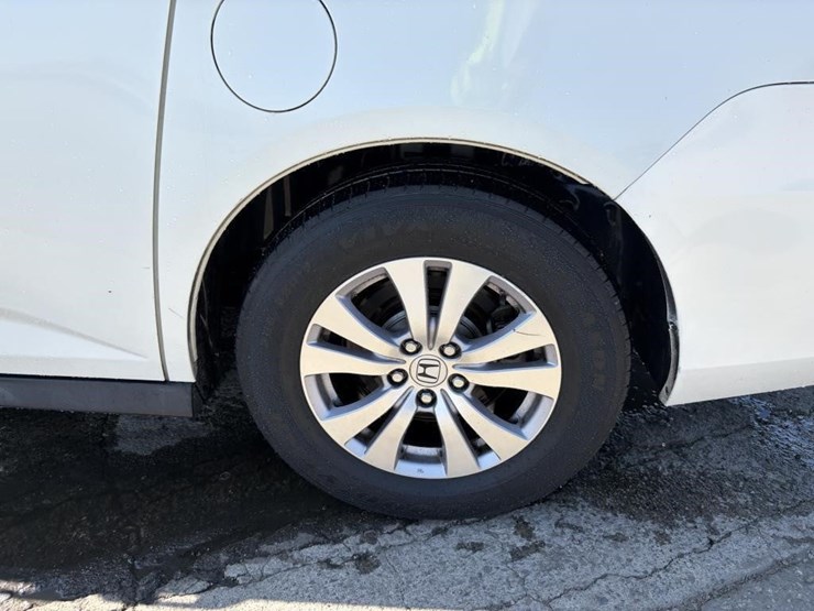 2016-honda-odyssey-image-5