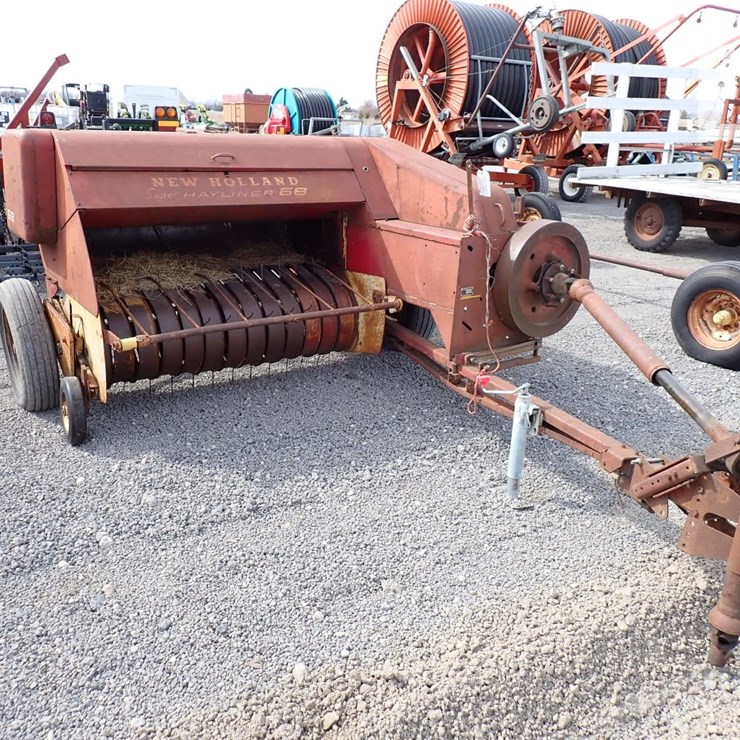 NEW HOLLAND 68