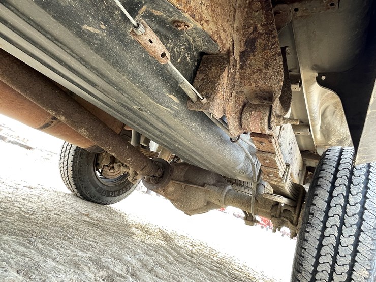 2007-chevrolet-silverado-3500-image-21