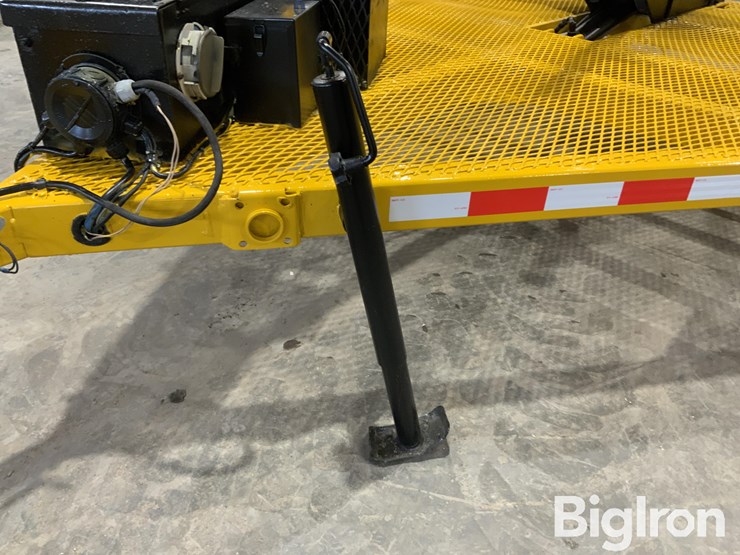 massey-ferguson-730-image-16