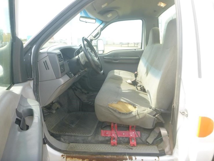 2001-ford-f450-image-19