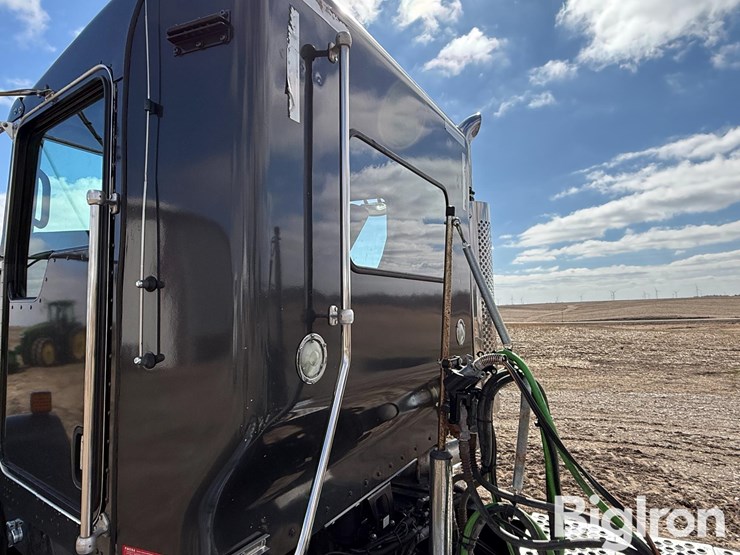 2006-kenworth-t800-image-16