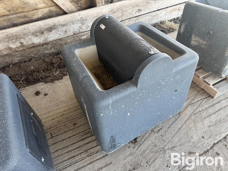 petersen-waterers-super-pete-34c-cattle-waterer-image-3