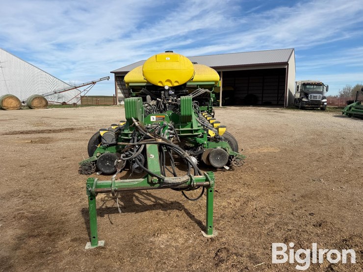 john-deere-1770-image-2