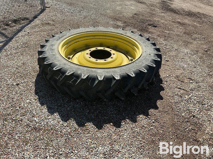 john-deere-8000-image-3