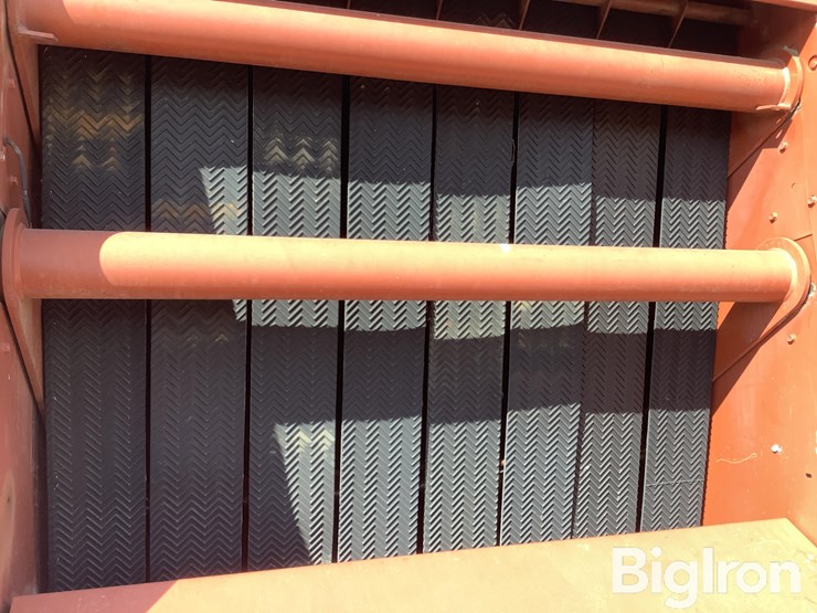 2000-hesston-856a-image-12