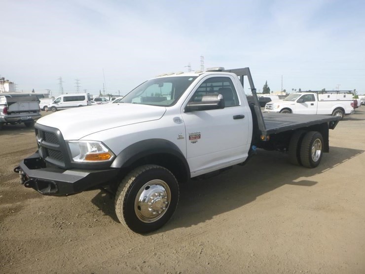 2011-dodge-ram-5500-image-1
