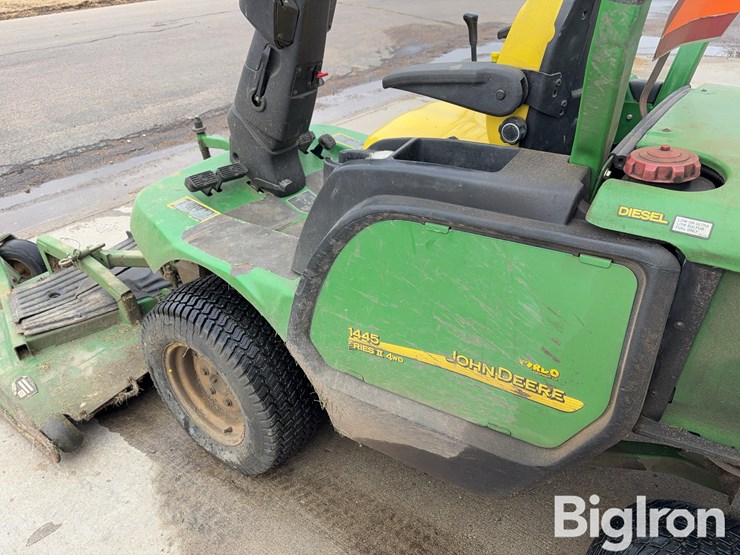 john-deere-1445-image-18