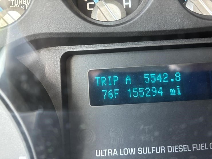 2016-ford-f550-image-13