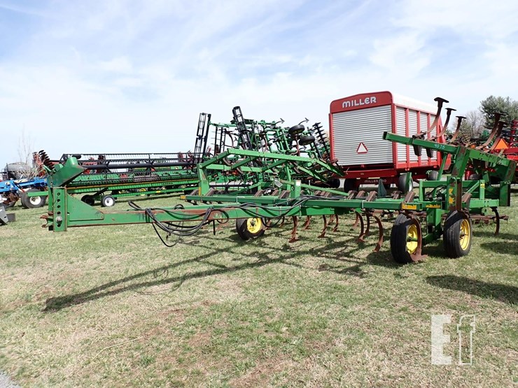 john-deere-960-image-1