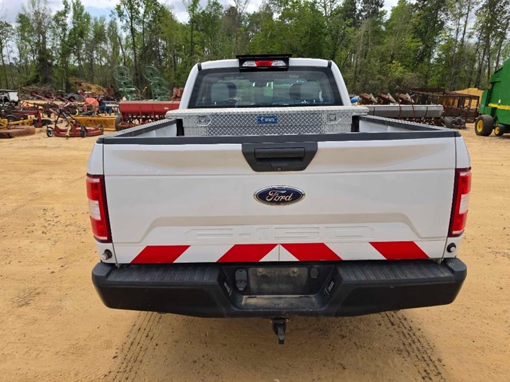 2018-ford-f150-xl-image-6