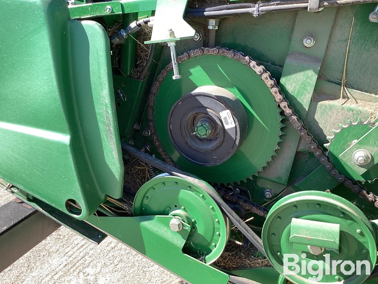 2022-john-deere-625f-image-14