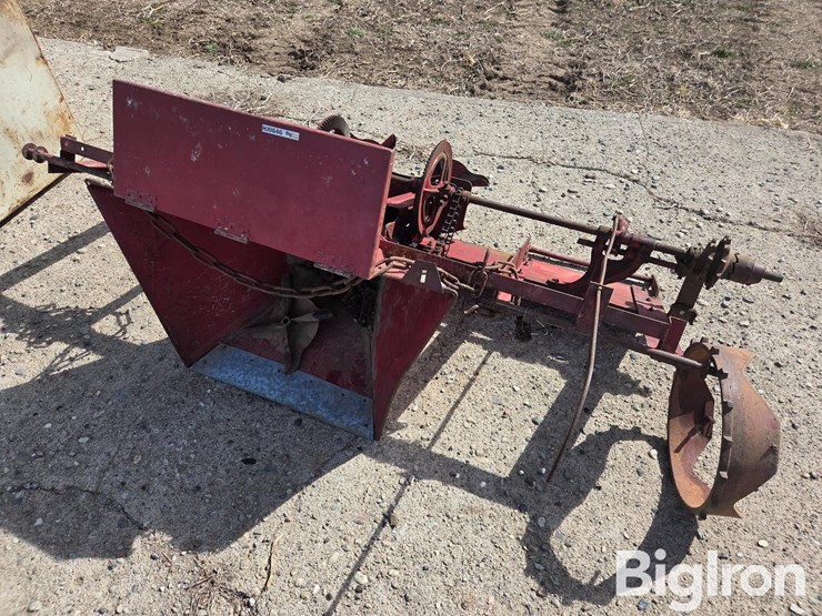 end-gate-seeder-image-1