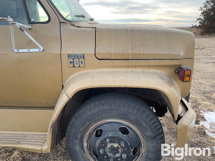 1973-chevrolet-c60-image-10